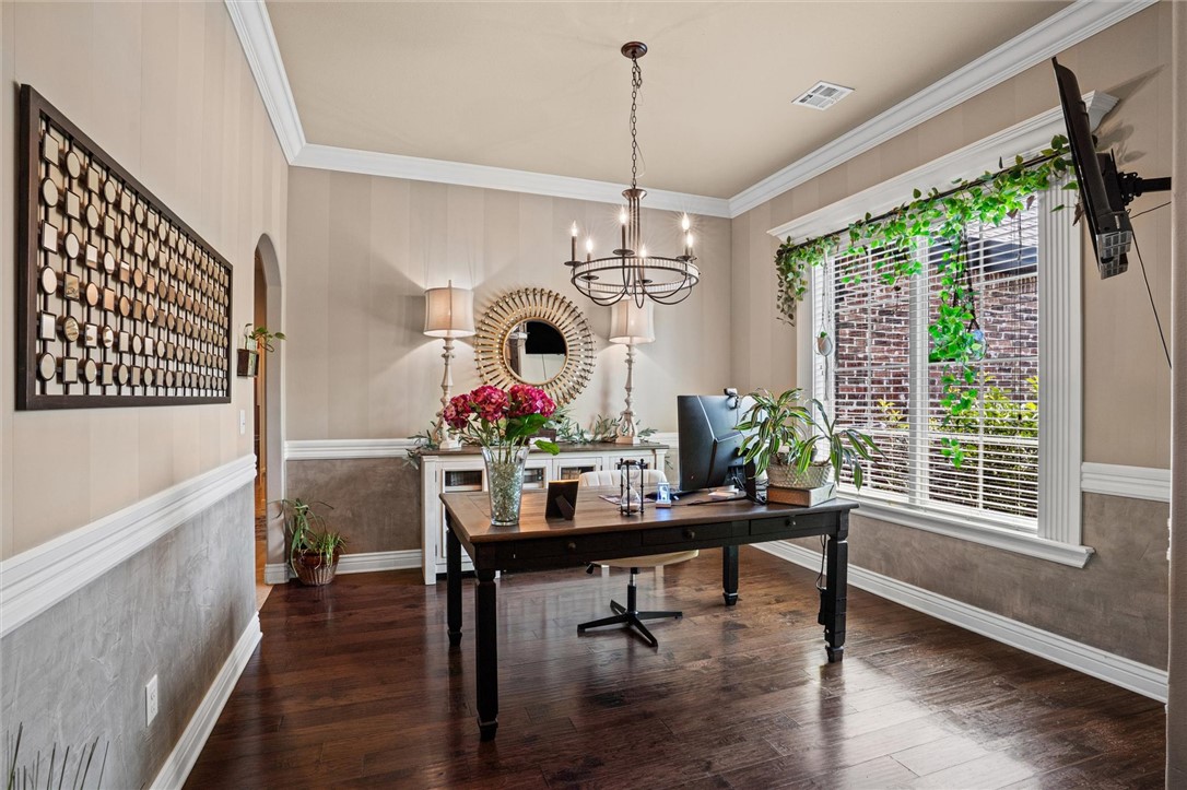 Lexington Sub Rogers - Residential