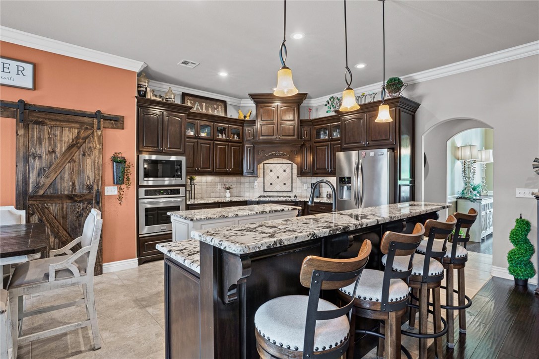 Lexington Sub Rogers - Residential