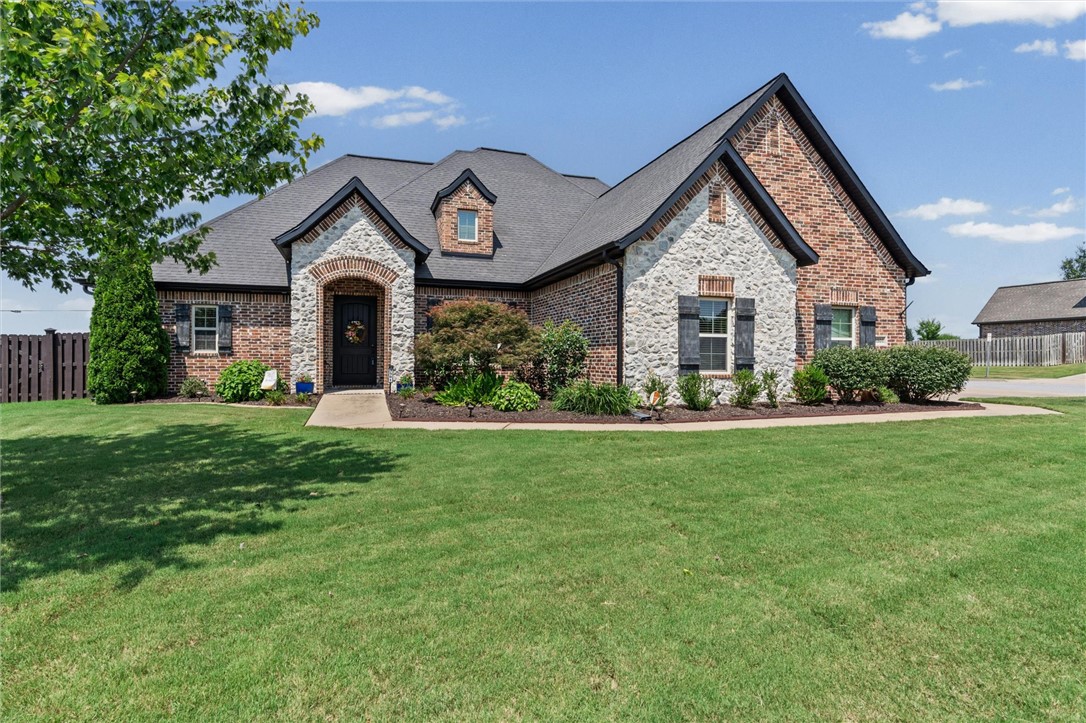Lexington Sub Rogers - Residential