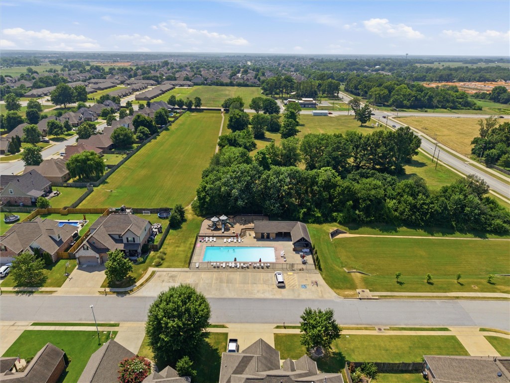 Lexington Sub Rogers - Residential