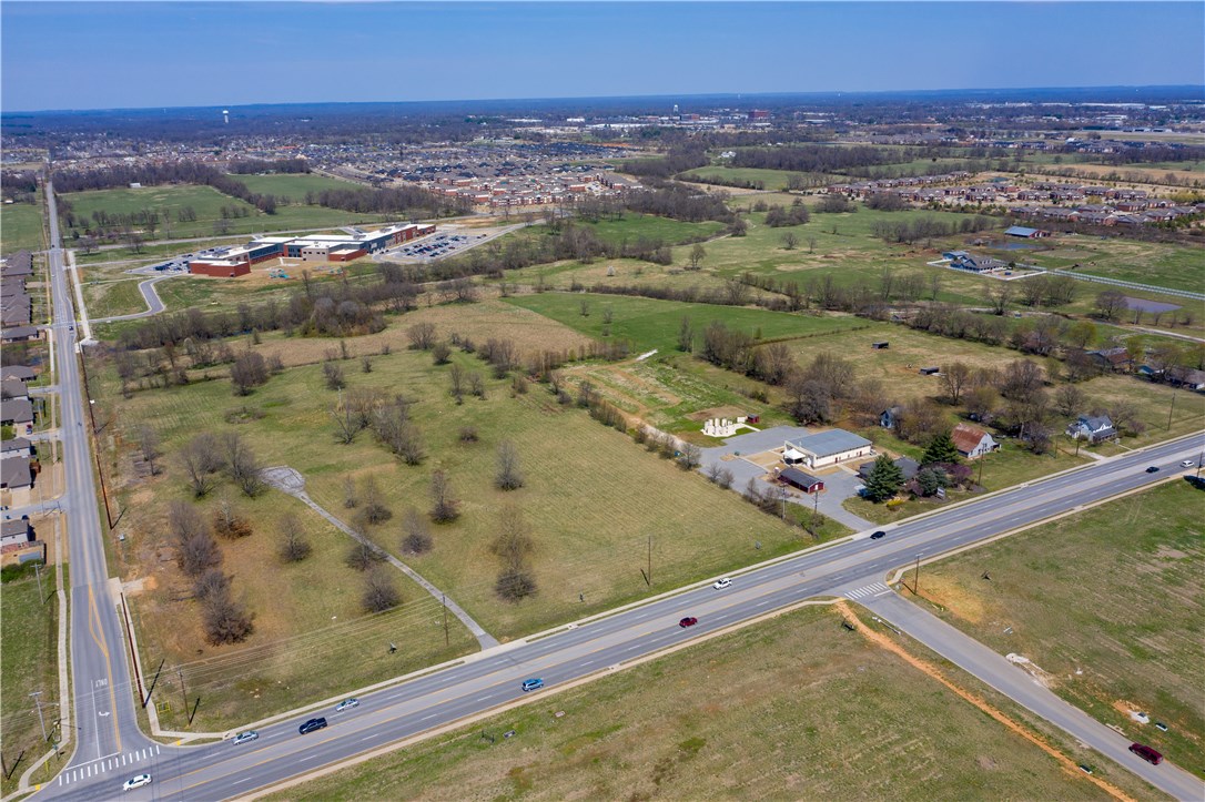 11-19-31-BENTONVILLE - Land