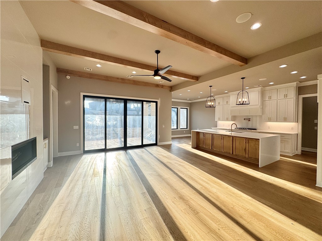 Aurora Heartbeat - Residential