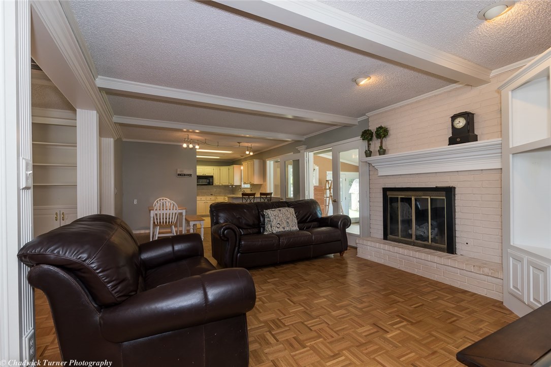 Chateau Terrace Unit 1 Ph 1 Rogers - Residential