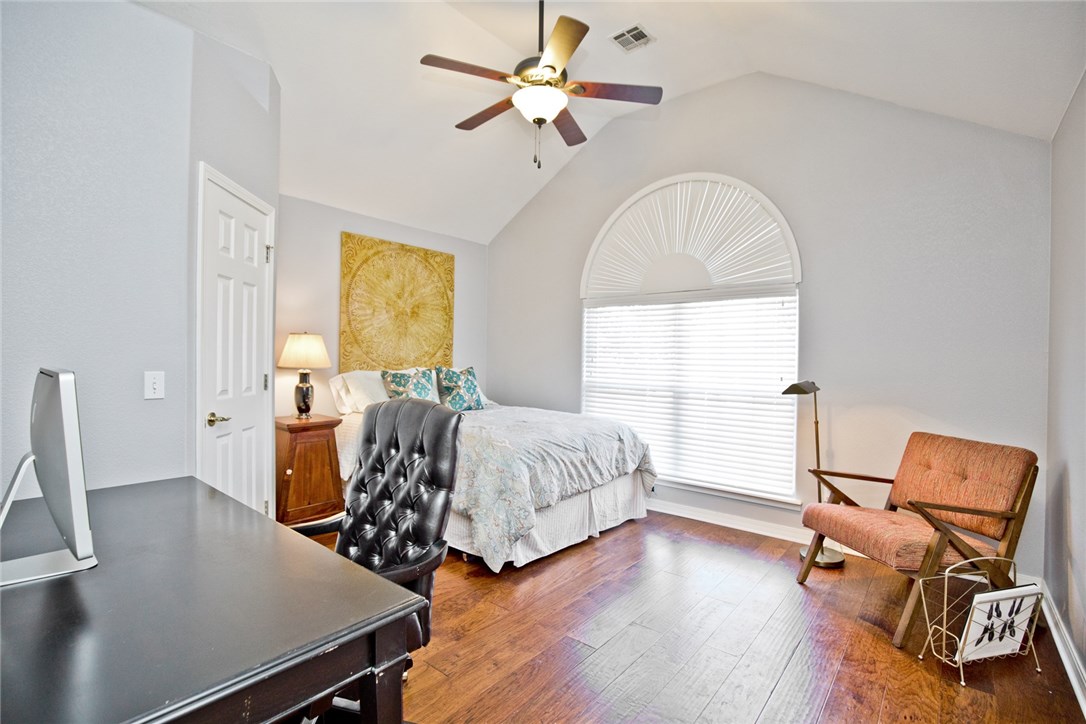 Champions Estates Rogers - Residential