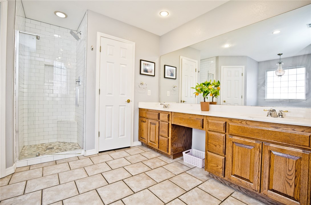 Champions Estates Rogers - Residential