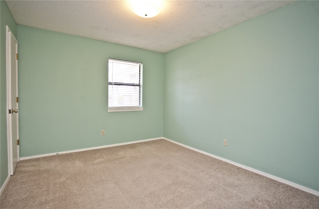 Whispering Timbers Ph 2 Rogers - Residential