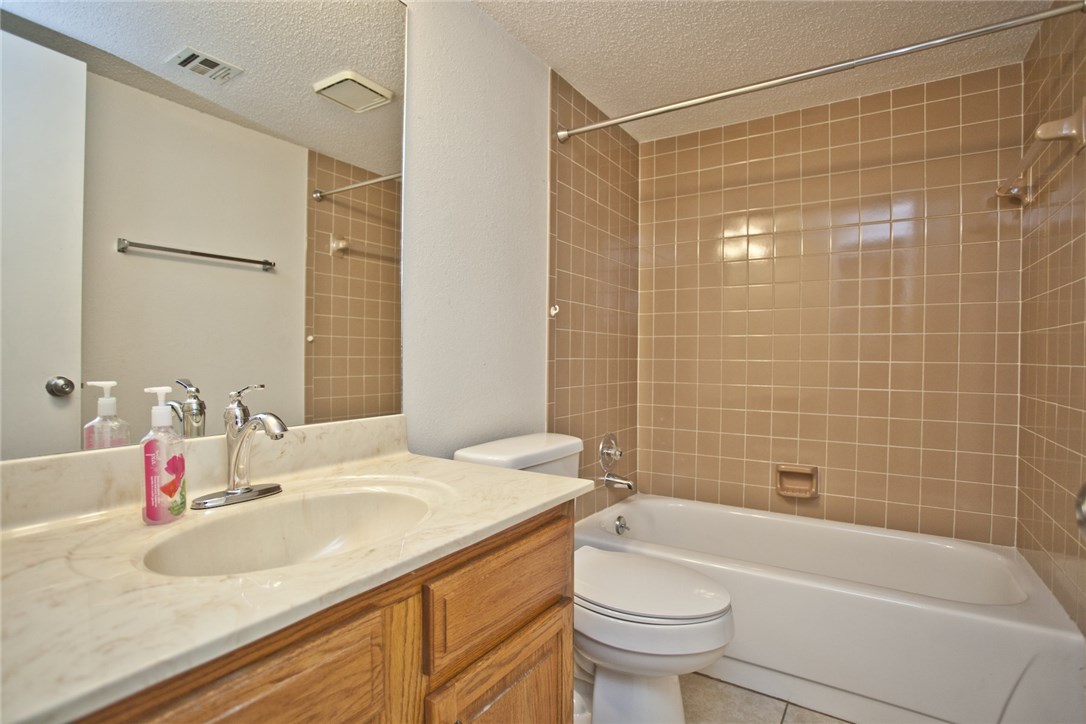 Whispering Timbers Ph 2 Rogers - Residential