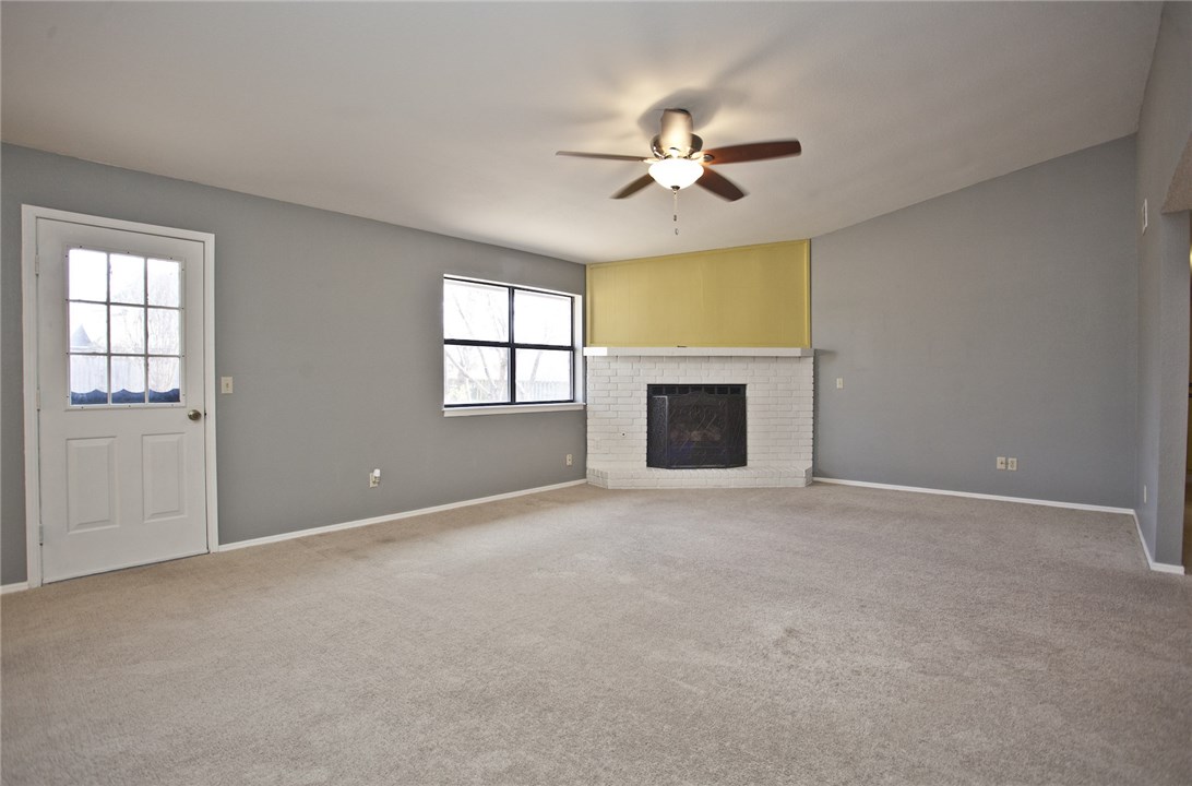 Whispering Timbers Ph 2 Rogers - Residential