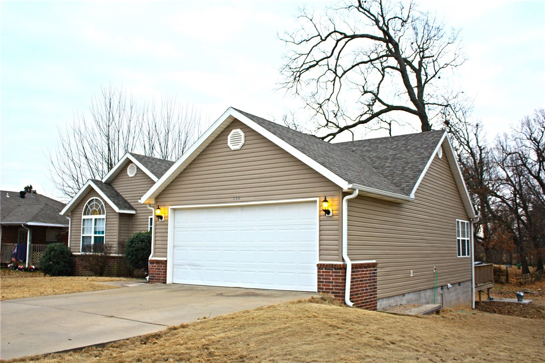 Greene Acres Ph II Lowell - Residential