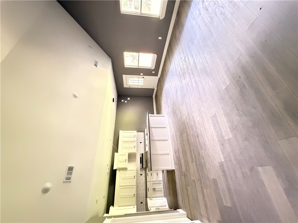 Rolling Plains - Residential Lease