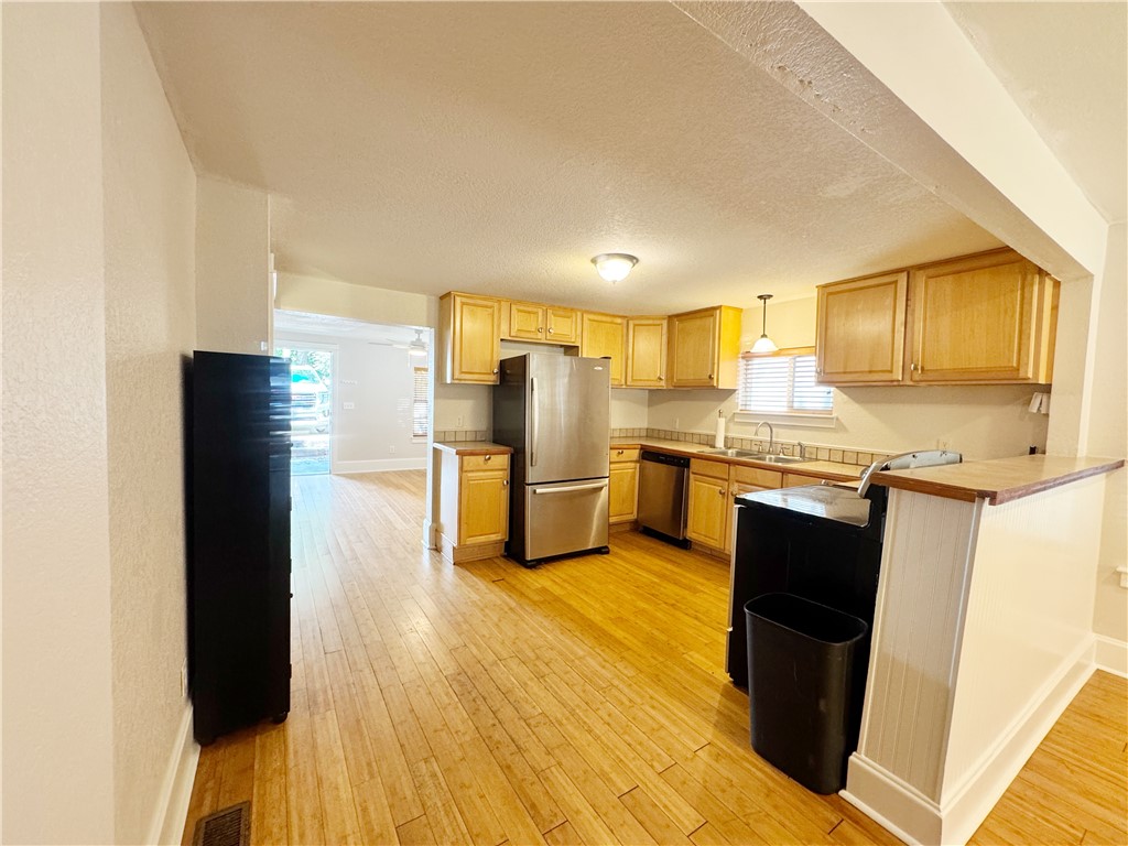 15-16-30 County Court Plat - Residential Lease