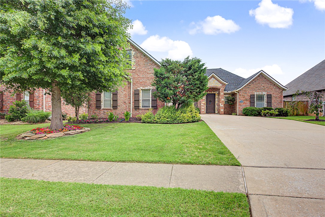 Welcome to 4312 W Woodview in West Rogers—a beautifully maintained home offering the perfect blend of space, comfort and updates in a highly convenient location. Major updates already done- now it's time to make it your own! New roof and new HVAC system (2023/2024), new hot water heater (2025), and new gutters (2026) provide true move-in confidence. From the moment you step through the entry, you’re welcomed into this home. The kitchen features granite countertops, ample cabinetry, and connects to the living room creating the heart of the home. A second sitting room gives you room to fit your needs. The large primary offers a private retreat with a well-appointed bathroom - dual vanities and soaking tub. Additional 2 bedrooms downstairs, along with one bedroom upstairs and bonus room. Outside, enjoy a generous backyard with great privacy. Located in a community with a pool and playground, this home is just minutes to top-rated schools, trails, Pinnacle Hills, shopping, dining, and easy access to I-49 for commuting.