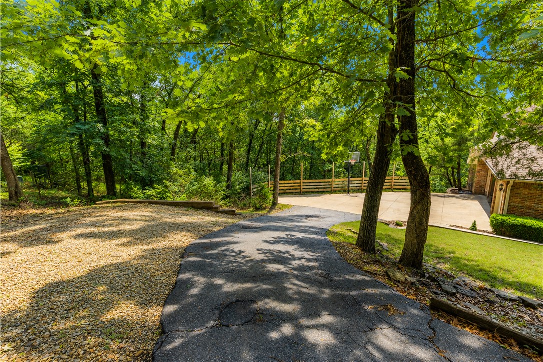 LOT 1 OF FOX RUN ADD REPLAT - Residential