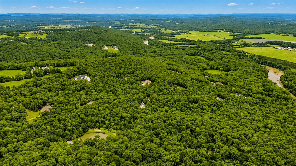 LOT 1 OF FOX RUN ADD REPLAT - Residential