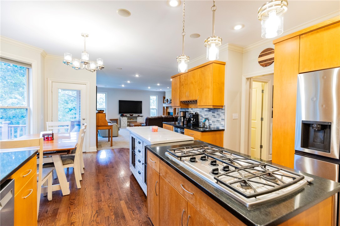 LOT 1 OF FOX RUN ADD REPLAT - Residential