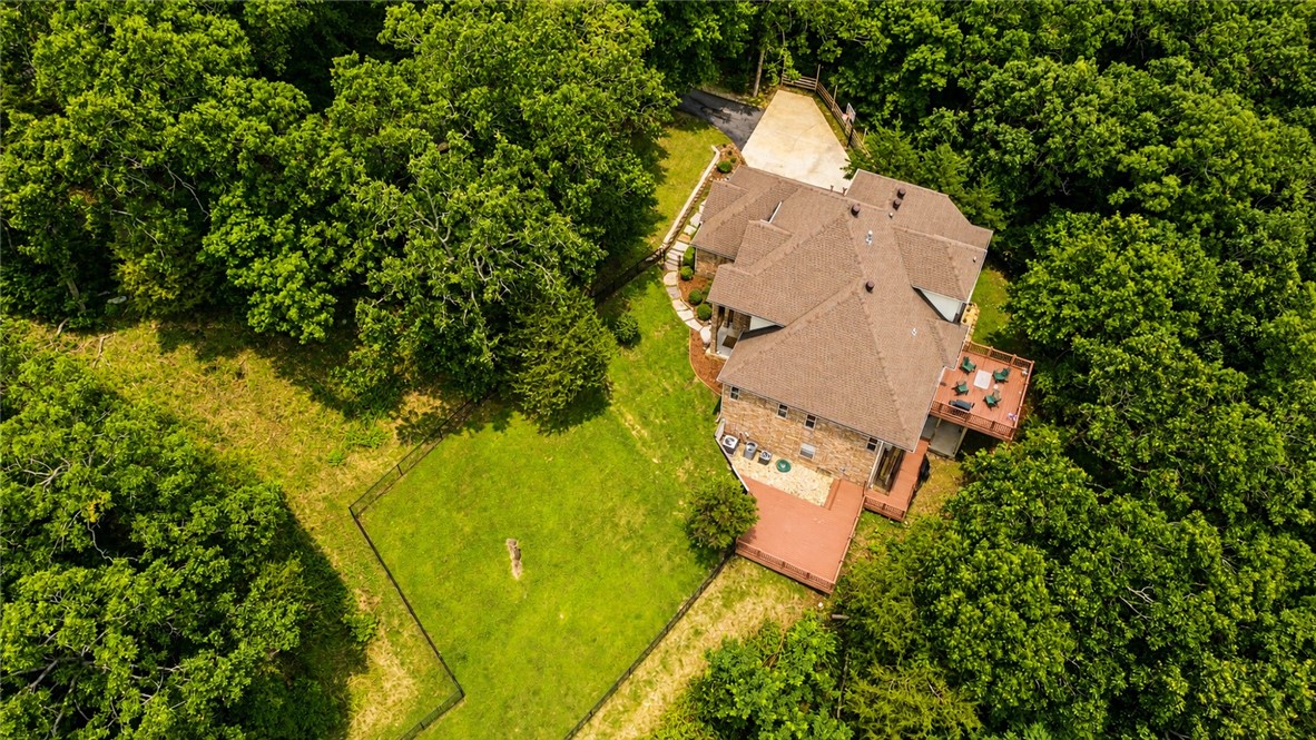LOT 1 OF FOX RUN ADD REPLAT - Residential
