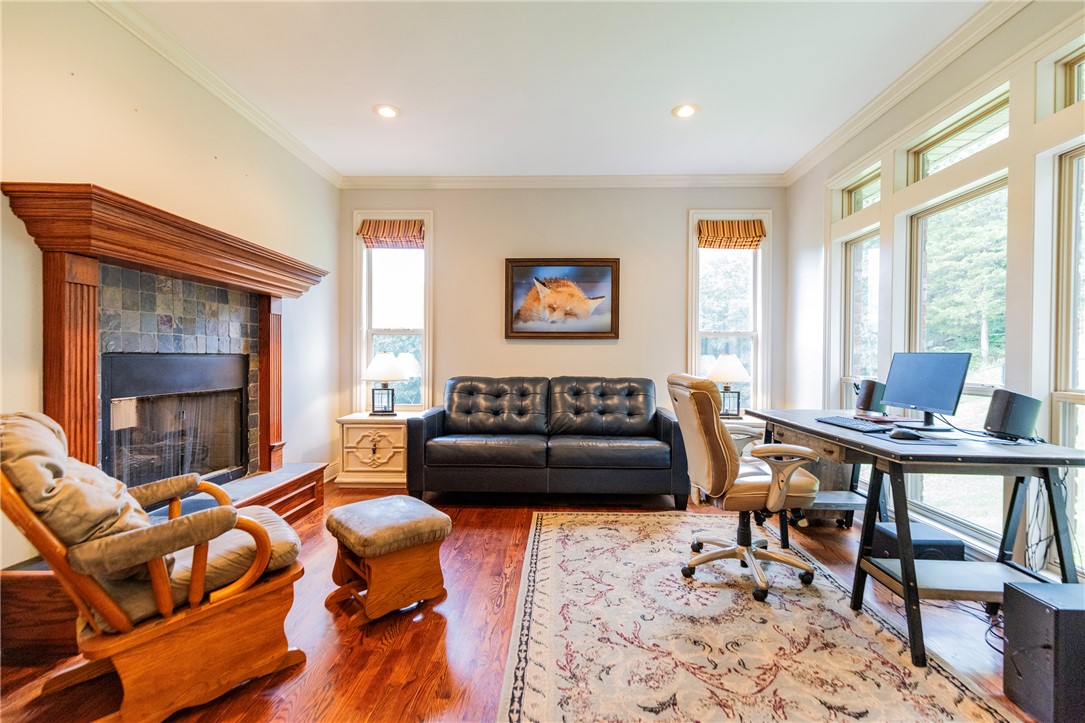 LOT 1 OF FOX RUN ADD REPLAT - Residential