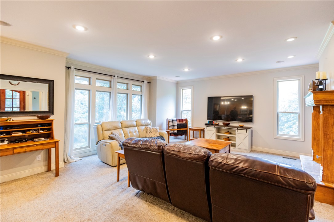 LOT 1 OF FOX RUN ADD REPLAT - Residential