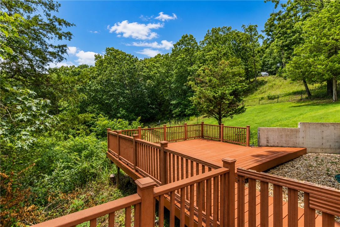 LOT 1 OF FOX RUN ADD REPLAT - Residential