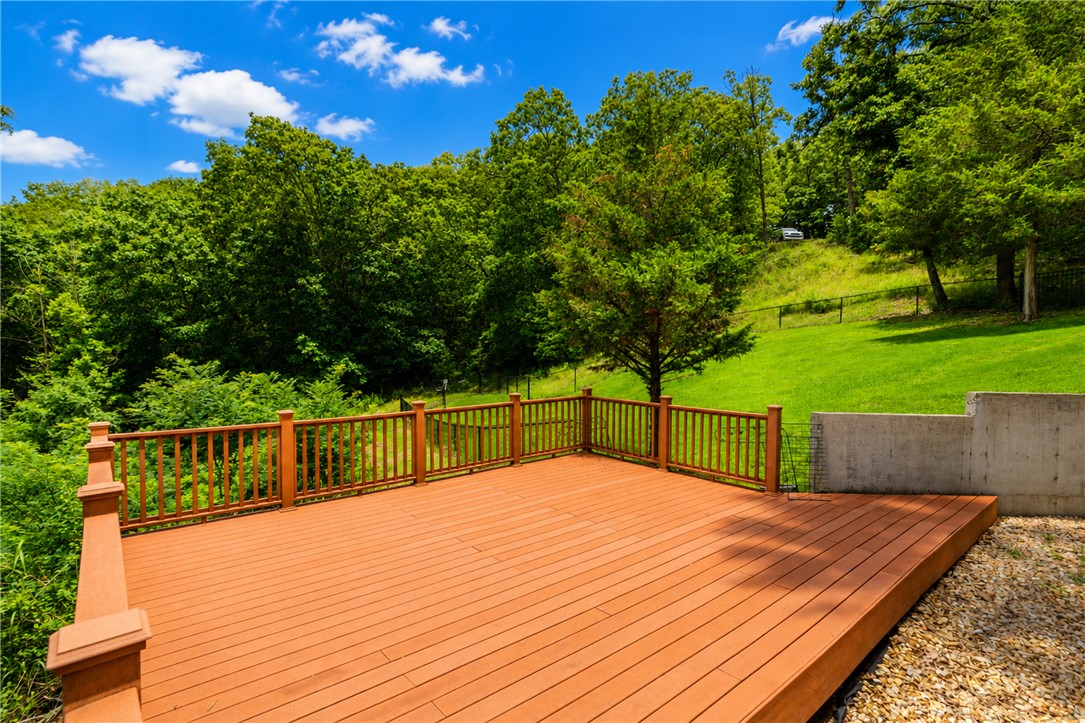LOT 1 OF FOX RUN ADD REPLAT - Residential