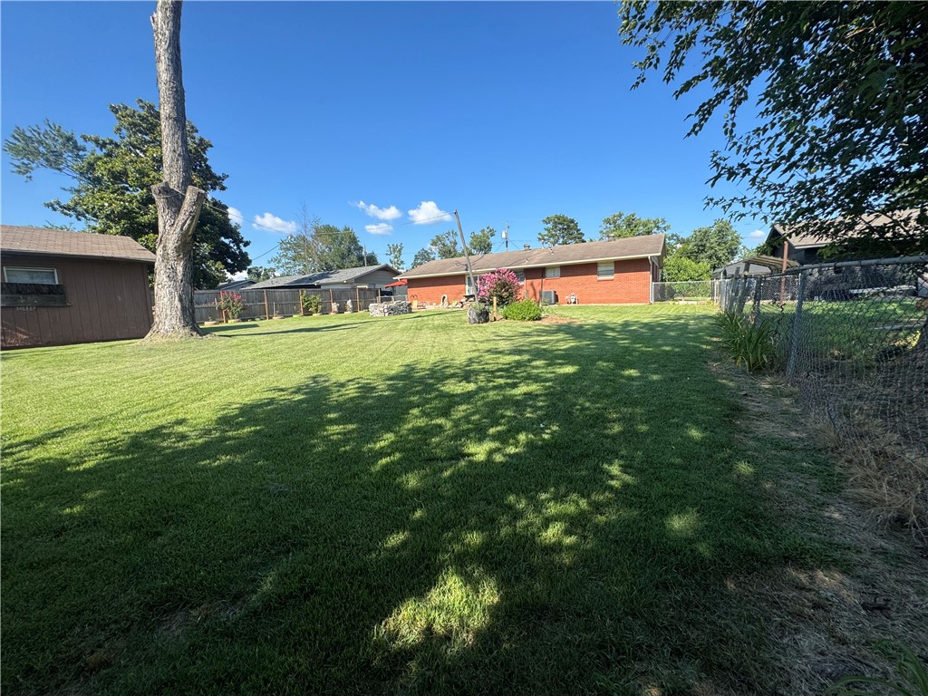 Crescent Heights Add Rogers - Residential
