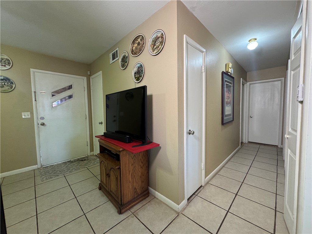 Crescent Heights Add Rogers - Residential