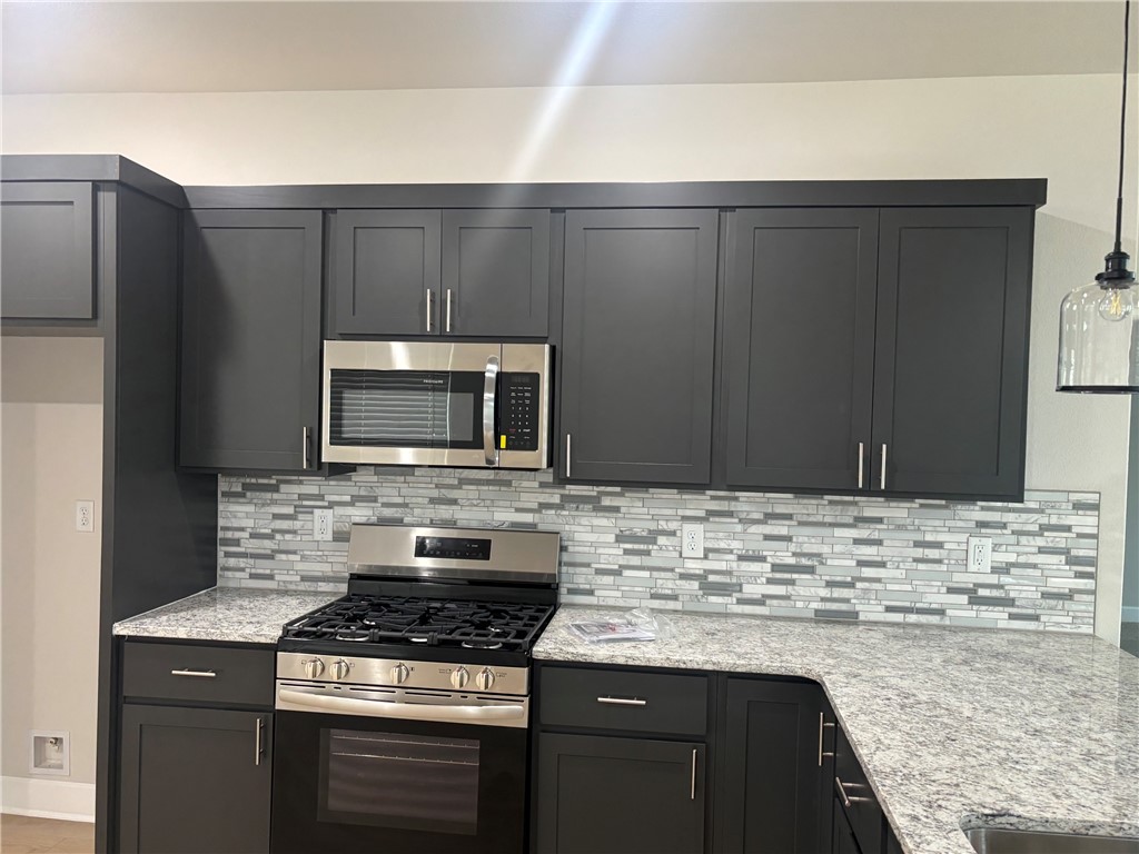 Brier Hill Sub Ph I Bentonville - Residential Lease
