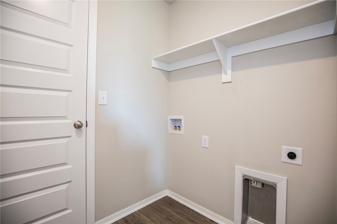 WALNUT HILL SUB PH IV-PEA RIDGE - Residential Lease
