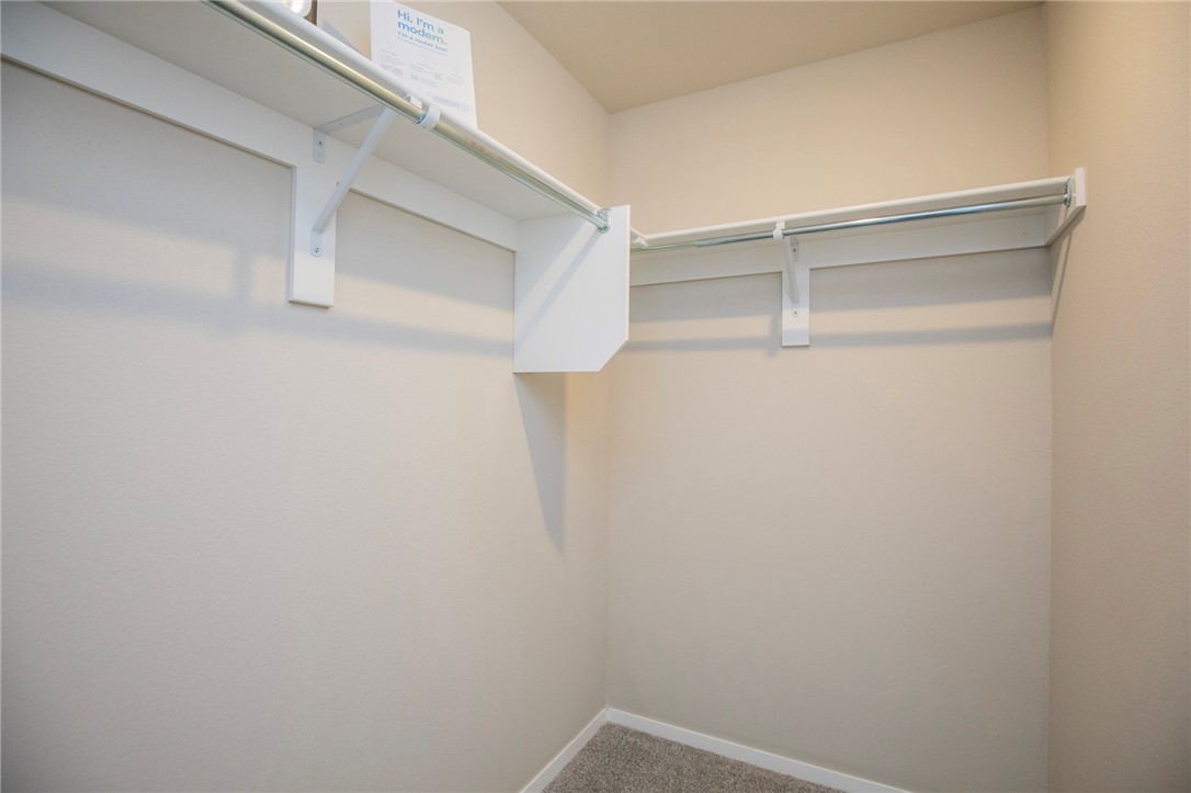WALNUT HILL SUB PH IV-PEA RIDGE - Residential Lease
