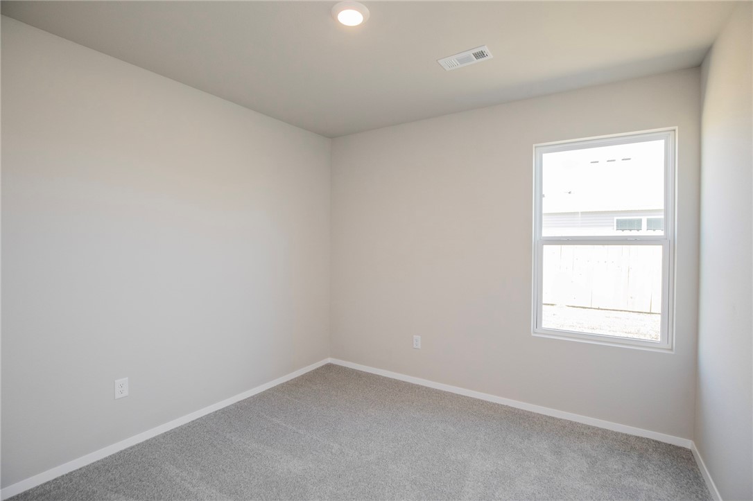 WALNUT HILL SUB PH IV-PEA RIDGE - Residential Lease