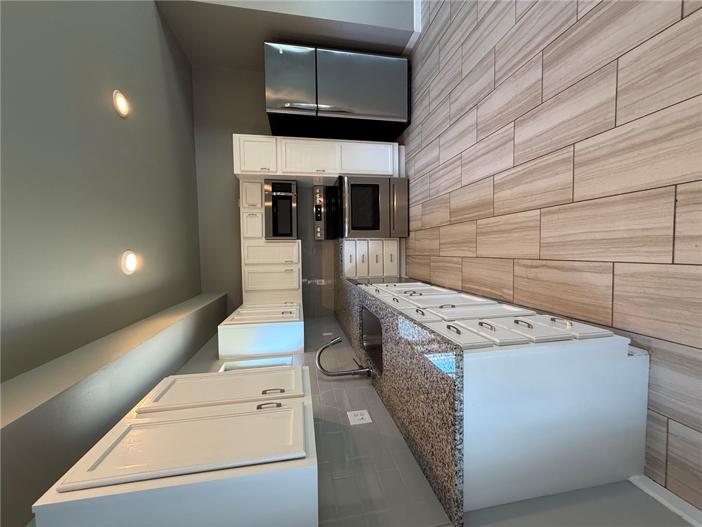 0 - Residential Lease