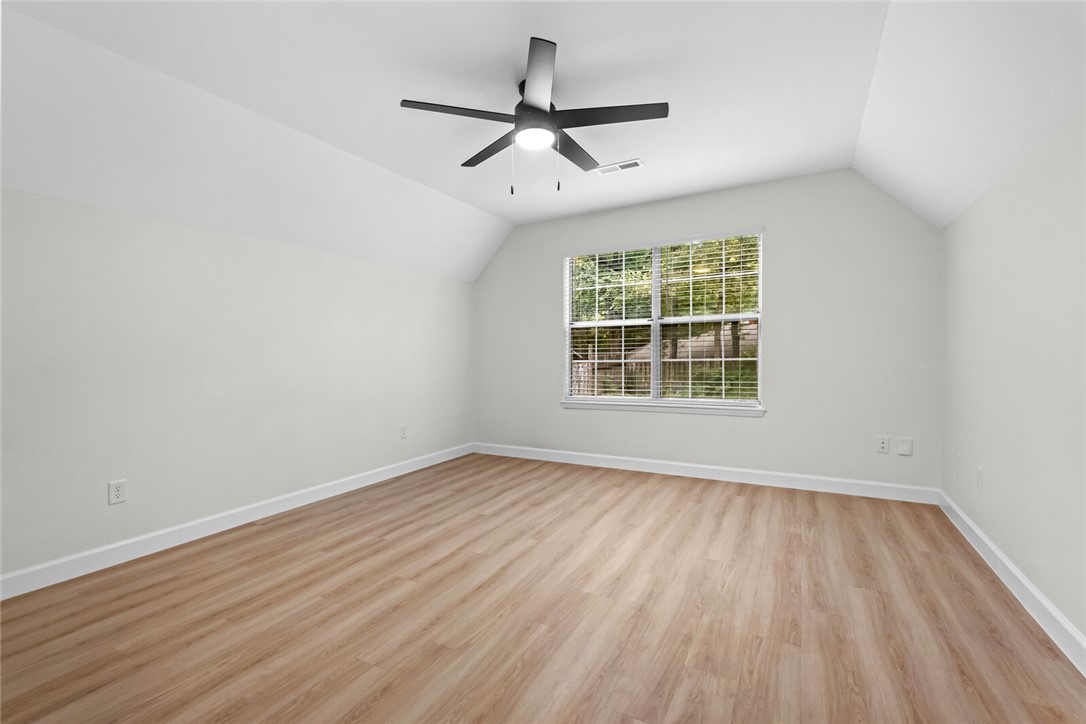 Royal Oaks Estates - Residential Lease