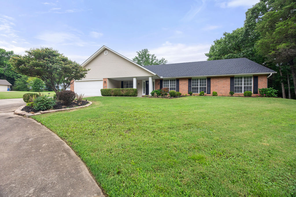Royal Oaks Estates - Residential