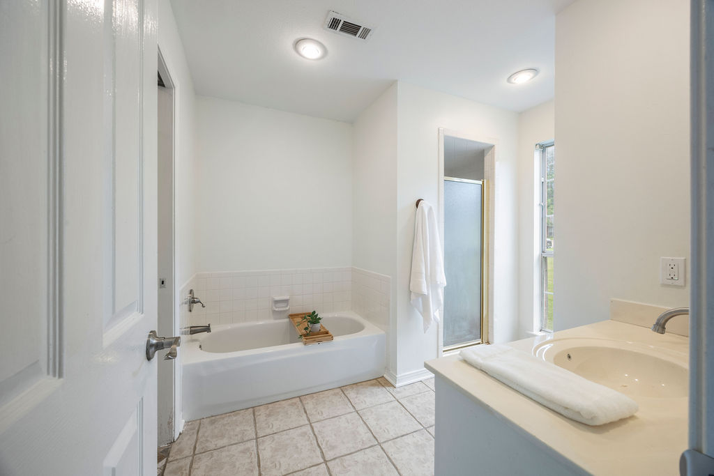 Royal Oaks Estates - Residential