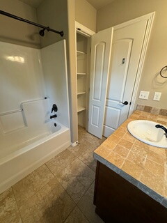Legacy Heights Sub Ph I - Residential Lease