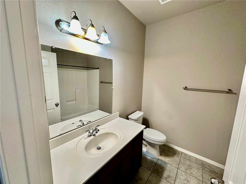 Legacy Heights Sub Ph I - Residential Lease