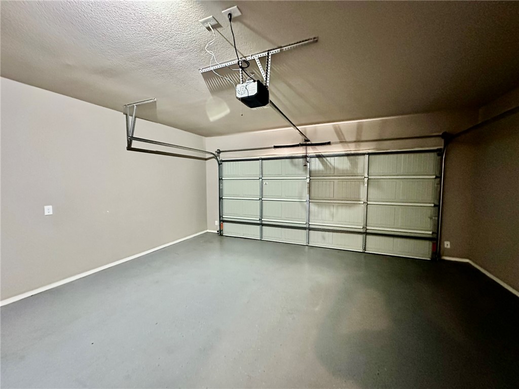 Legacy Heights Sub Ph I - Residential Lease