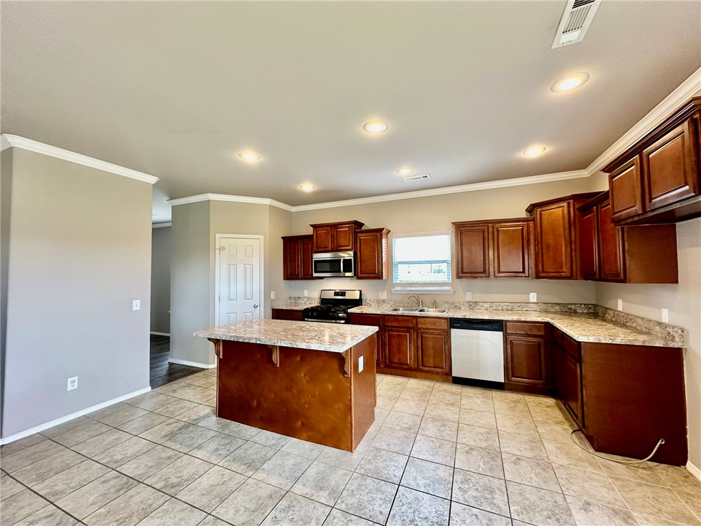Legacy Heights Sub Ph I - Residential Lease