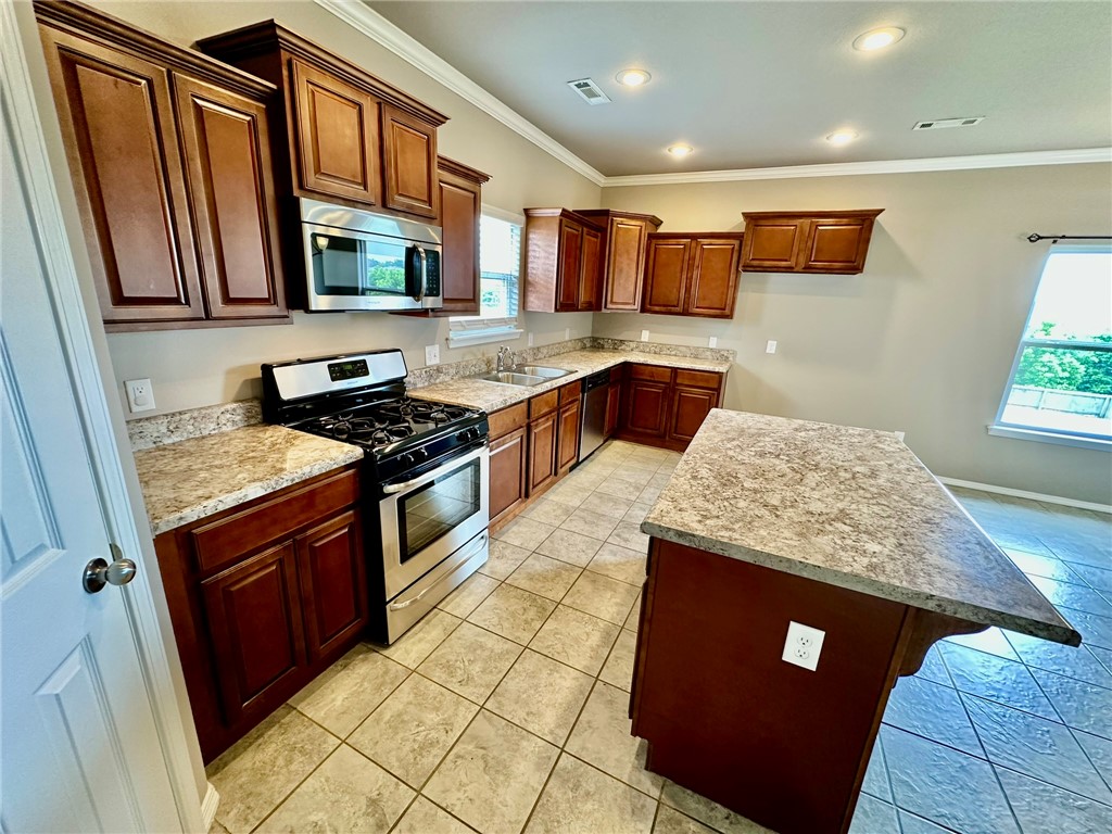 Legacy Heights Sub Ph I - Residential Lease