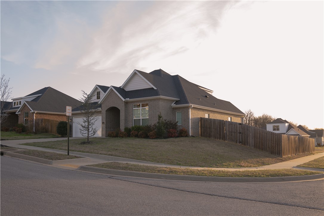 Hughmount Village - Residential