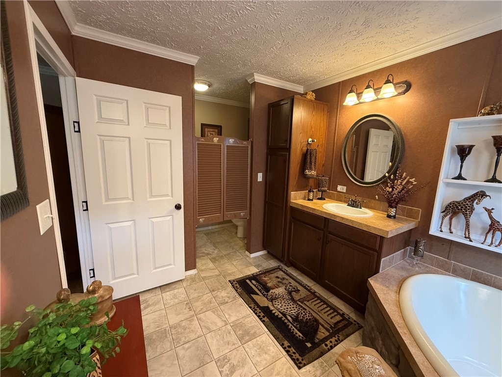 Unit 1 Holiday Island - Residential
