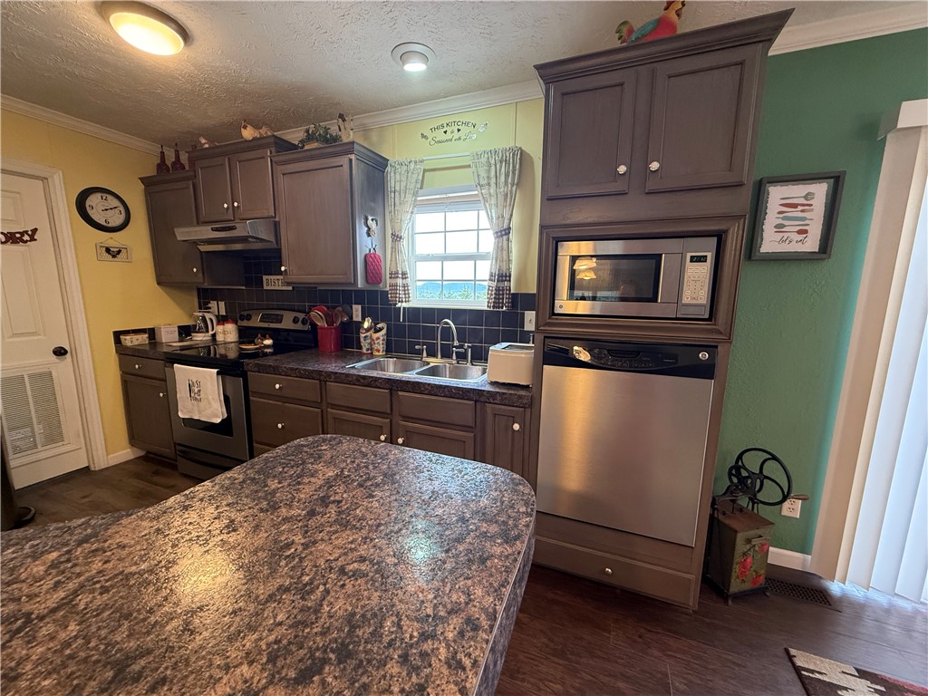 Unit 1 Holiday Island - Residential