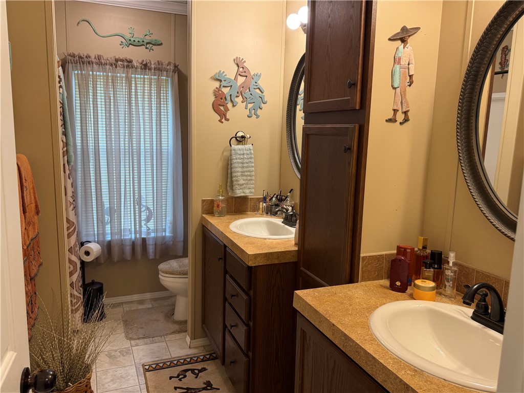 Unit 1 Holiday Island - Residential