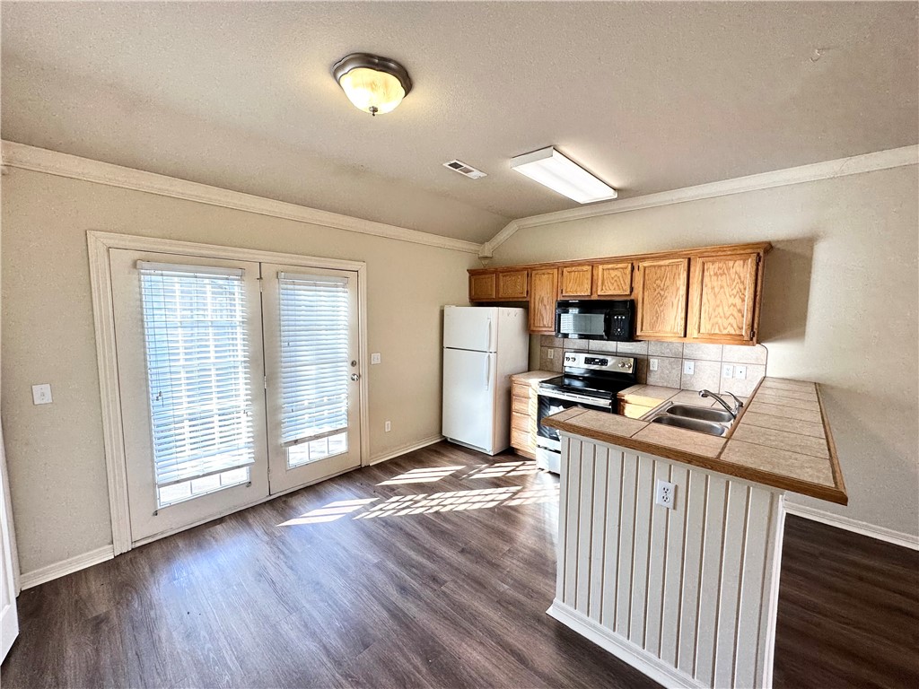 Hendrix Add - Residential Lease