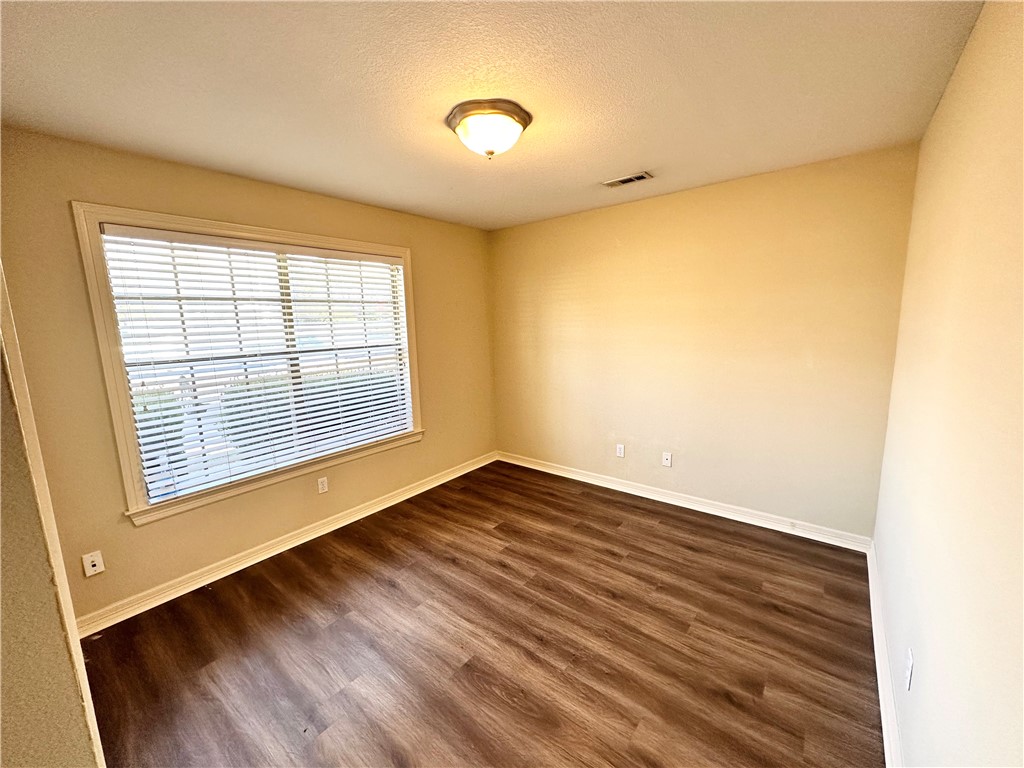Hendrix Add - Residential Lease