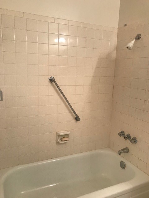 Rolling Oaks - Residential Lease