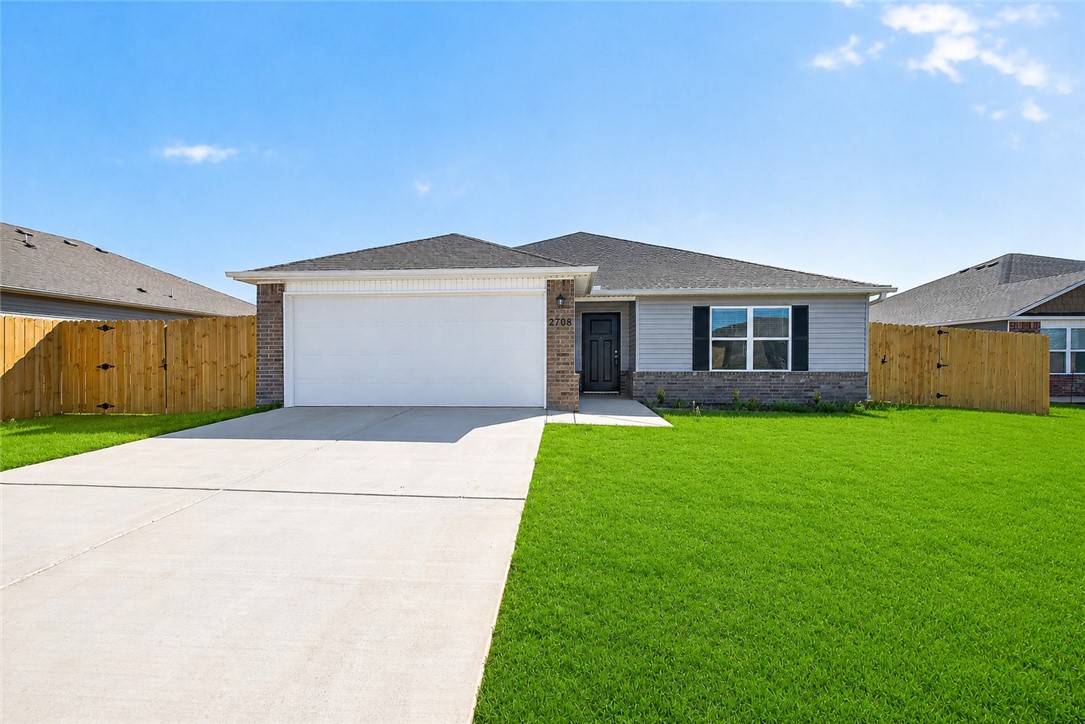Skip the wait and step into a home that feels brand new, without the added expense. This beautifully maintained Ross plan offers the perfect blend of style, function, and convenience, with upgrades already in place like fencing and window blinds. From the moment you arrive, you’ll notice the charming curb appeal, welcoming covered entryway, and landscaped yard. Inside, the open-concept layout is designed for easy living, featuring a spacious family room that flows seamlessly into the kitchen and dining area, ideal for both everyday life and entertaining.The kitchen is equipped with energy-efficient appliances and generous counter space, creating a functional and inviting space for cooking and gathering. With 3 bedrooms and 2 bathrooms, this home offers comfortable, well-designed spaces for families, guests, or a home office setup.
Enjoy the benefits of new construction without the extra costs or hassle, this home is truly move-in ready and waiting for its next owner.