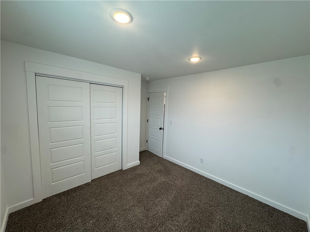 FEATHERSTON VILLAGE - Residential Lease