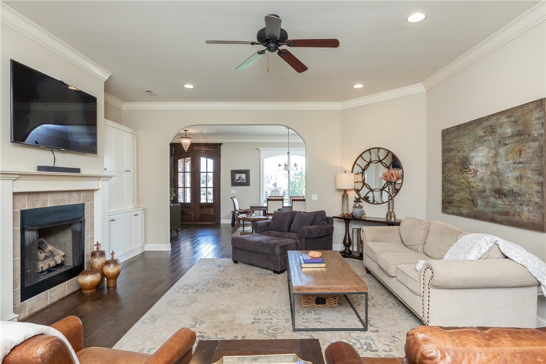 Waterford Estates At Hissom Ranch - Residential