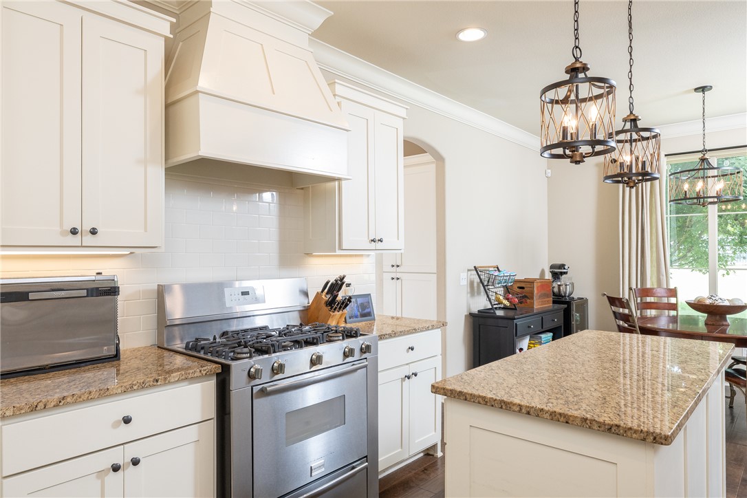 Waterford Estates At Hissom Ranch - Residential